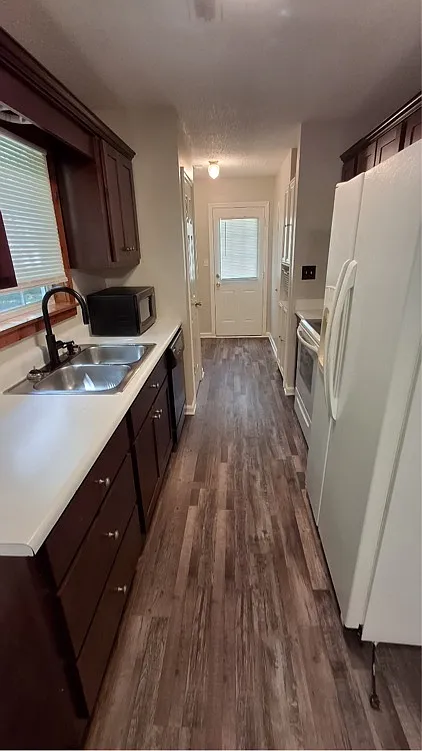 205 Buffalo Creek Drive - 1 — Photo 4