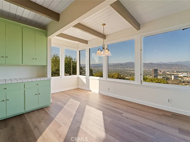 3230 Wrightwood Studio Ctr — Photo 11