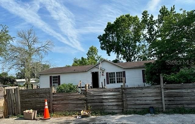 1st image of 10207 E Pike Dr