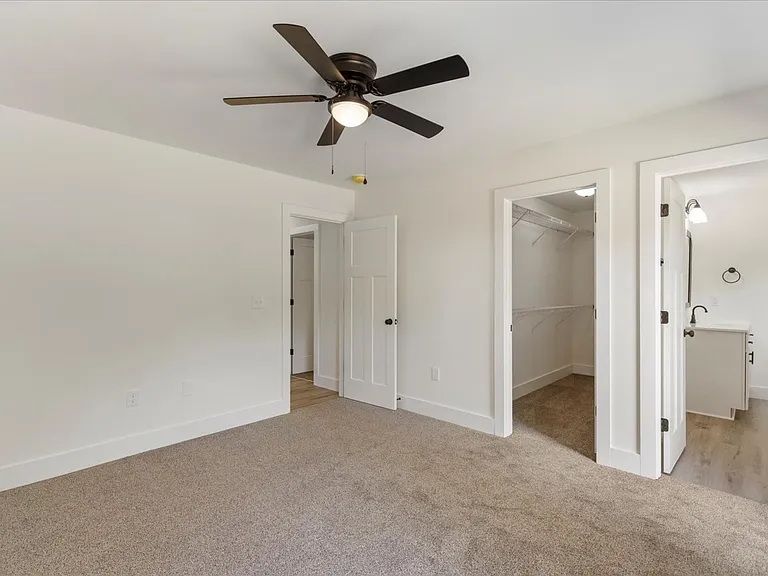 Arlington Townes Modern 3-Bedroom Townhomes in Greer, SC — Photo 7