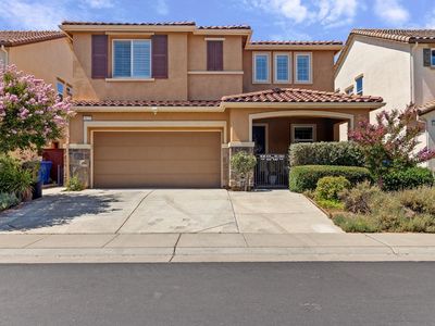 8125 Genex Way, Elk Grove, CA, 95757