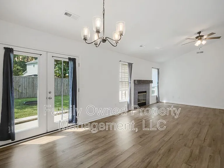 147 Danzid Dr — Photo 5