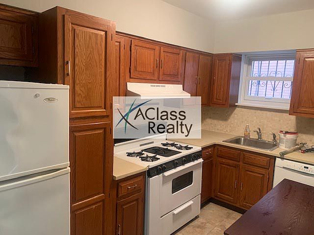 1st image of 21-33 37th St #1