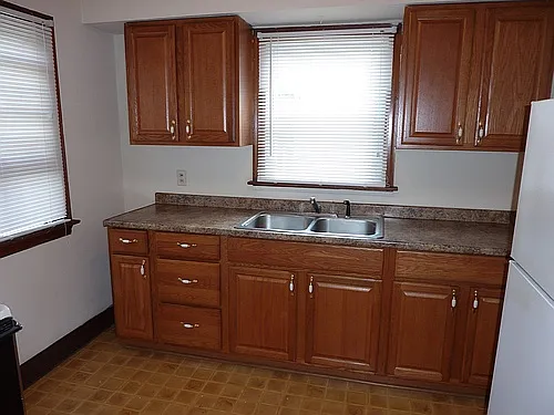 2 bed, 900 sqft, $1,200 — Photo 2