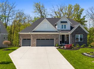 233 Lake Balaton Dr, Cleveland, OH 44128