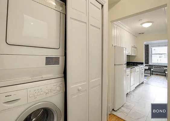 Rented by Bond New York | media 13