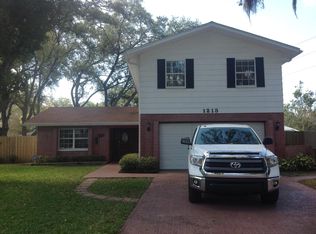 1213 Windward Ct, Largo, FL 33770