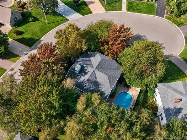 10 Harvard Ct, Riverview, NB E1B 4S3