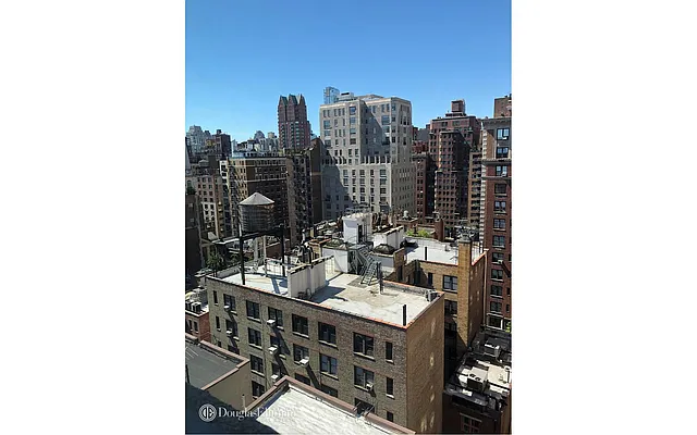 Sold by Douglas Elliman | media 25