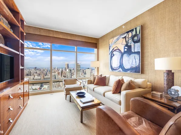 151 East 58th Street image 8 of 19