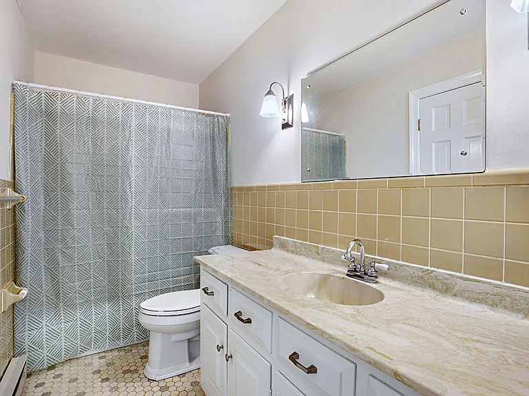 4320 Providence Rd — Photo 19