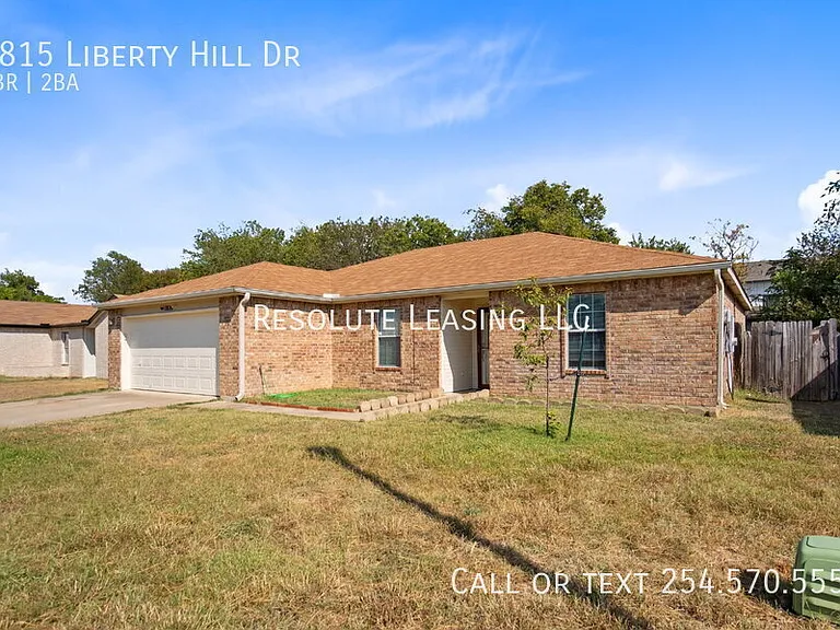 1815 Liberty Hill Dr — Photo 4