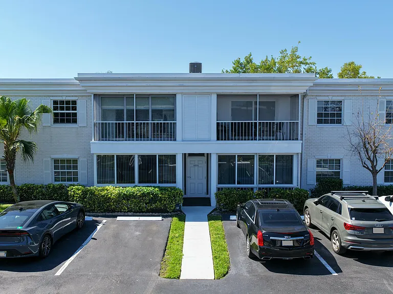 6231 Bay Club Dr #4 — Photo 14