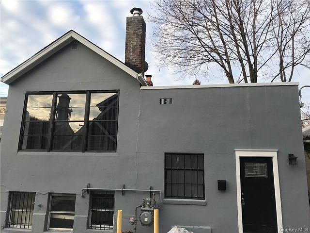 1st image of 251 Main St