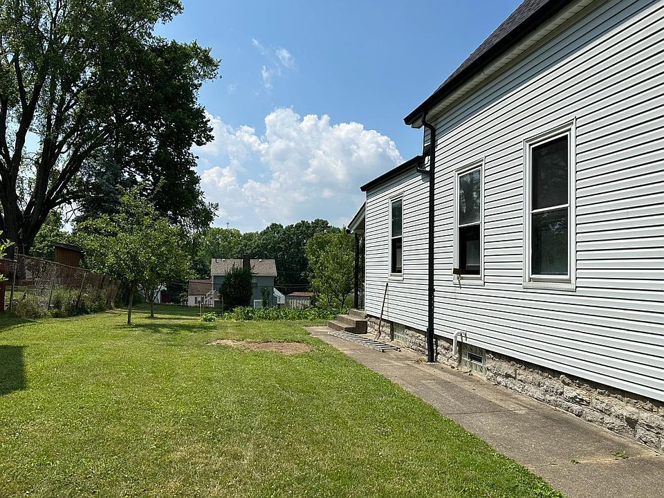 2nd image of 2835 Lehman Rd