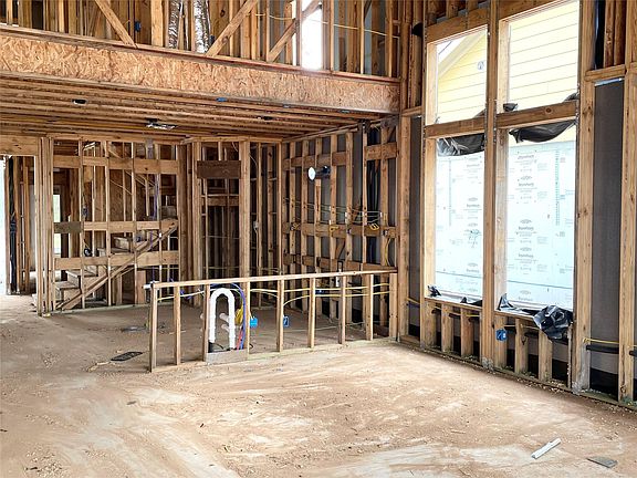 3rd image of 1823 Waters Branch Dr