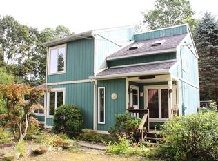 63 Meadow Sweet Rd, Cortlandt Manor, NY 10567