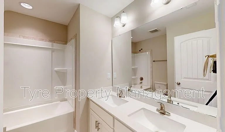 2608 Sailor Rose Ln #B — Photo 37