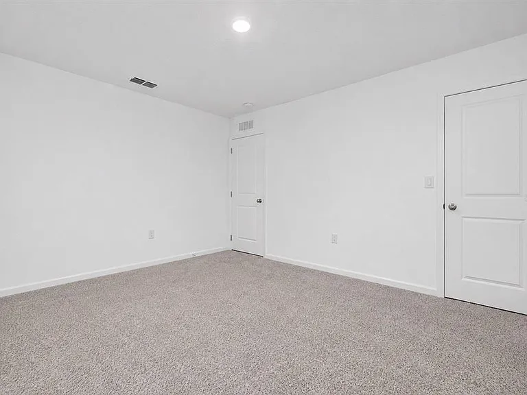 2270 Hemingway Cir — Photo 19