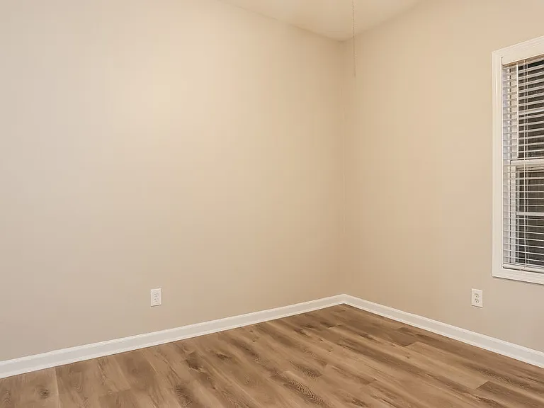 5980 Tate Dr — Photo 13
