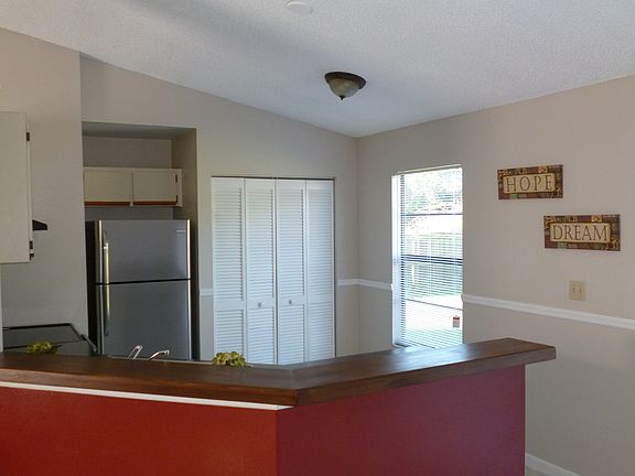2nd image of 3208 Dudley Dr