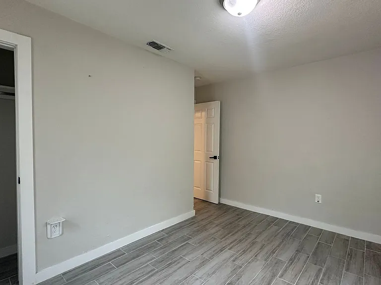 517 San Juan Blvd — Photo 19