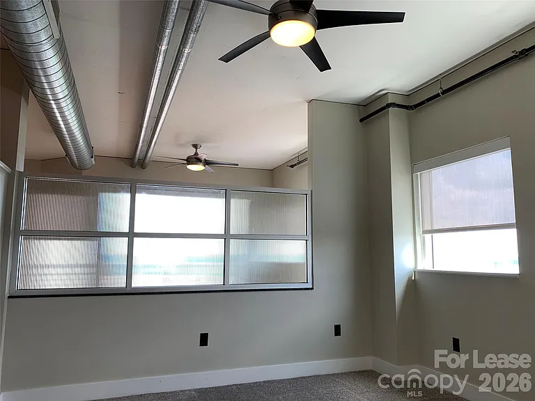 505 E 6th St #1305 — Photo 24