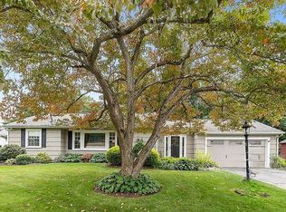 9 Shirley Rd, Andover, MA 01810