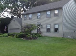 10049 Settlement House Rd, Dayton, OH 45458