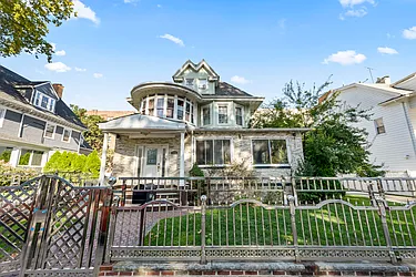 235 East 19th Street, #1FAM