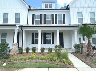 113 Summer Tanager Dr, Ravenel, SC 29470