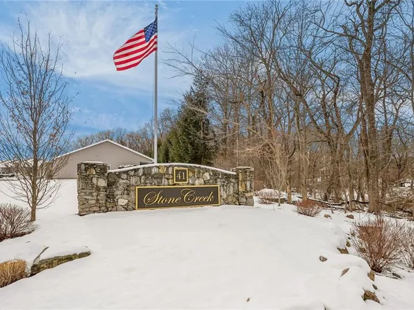 41 Breakneck Hill Rd Unit 61, Lincoln, RI 02865