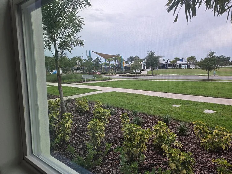 12407 Shipwatch St — Photo 60