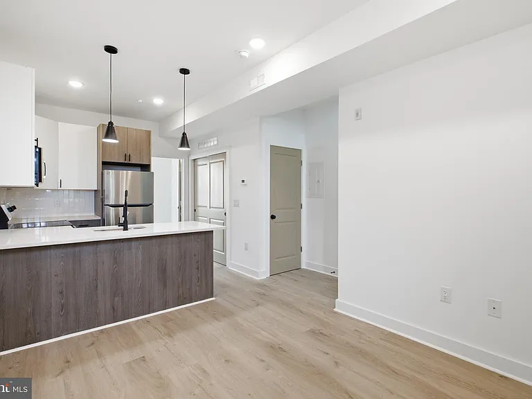 4312 Pennsgrove St #3 — Photo 8
