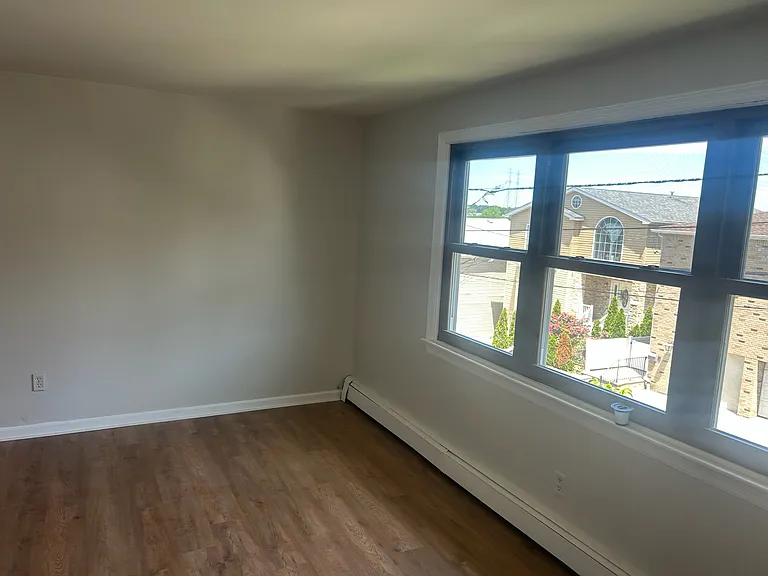 39 Bayliss St — Photo 3