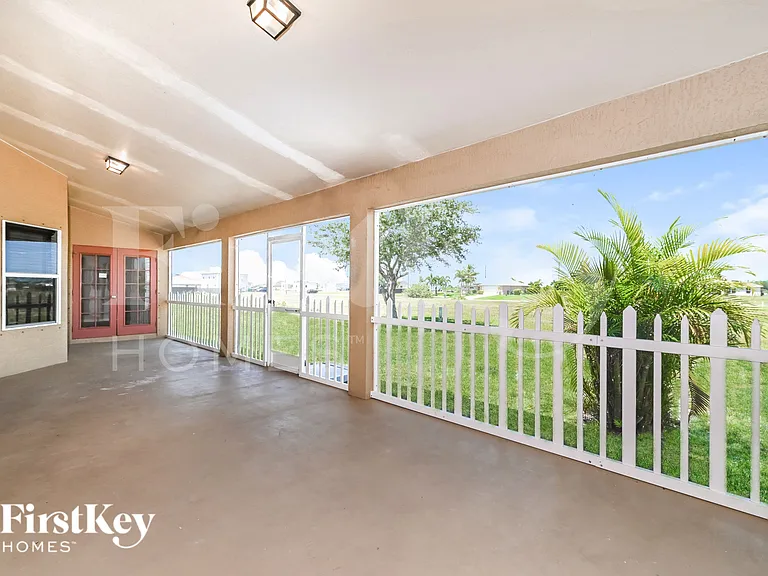 1138 Nelson Rd N — Photo 14