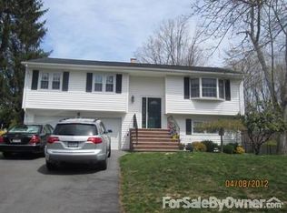 4 McGarrah Rd, Monroe, NY 10950