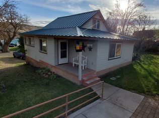 619 Deschutes Ave, Maupin, OR