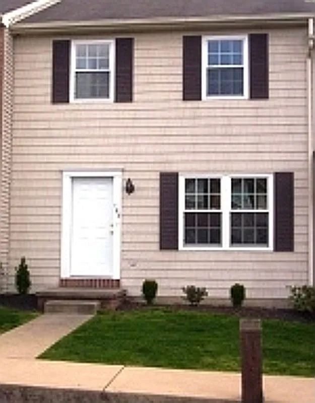 193 Greenland Dr photo 1