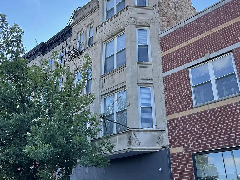 1852 S Blue Island Ave #2R — Photo 1
