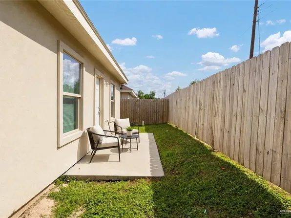 2017 Canyon Dr, Weslaco, TX