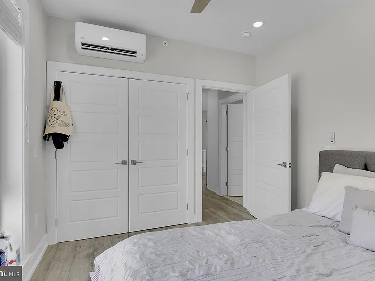 2209 N Broad St #201 — Photo 9