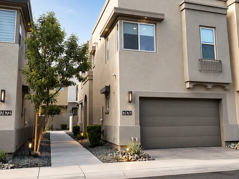 7476 E Via De Luna Dr — Photo 3