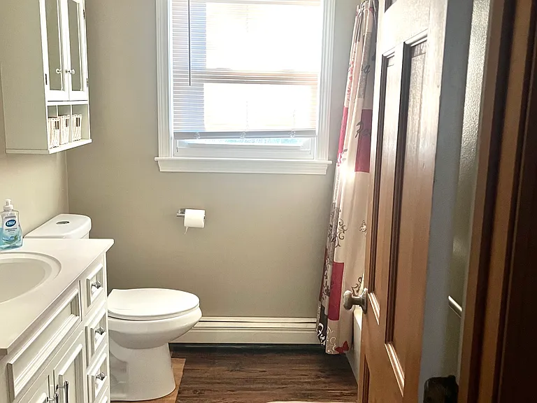 133 Center St — Photo 12