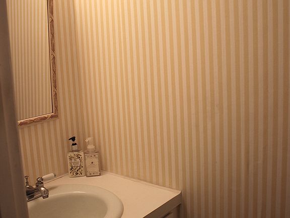 5th image of 2603 Park Dr