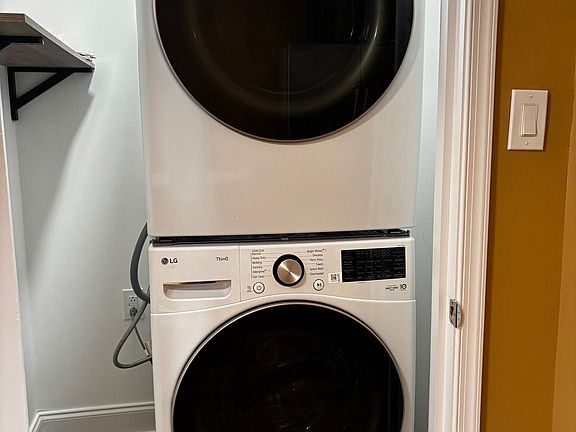 5th image of 3111 W Montgomery Ave #2