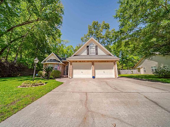 2nd image of 210 Essex Dr
