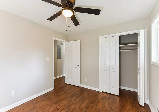 2362 Macon Dr SW — Photo 10