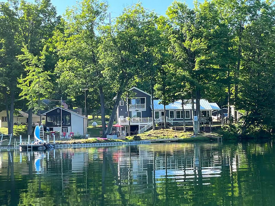23941 Beers Rd, Mesick, MI 49668 | Zillow