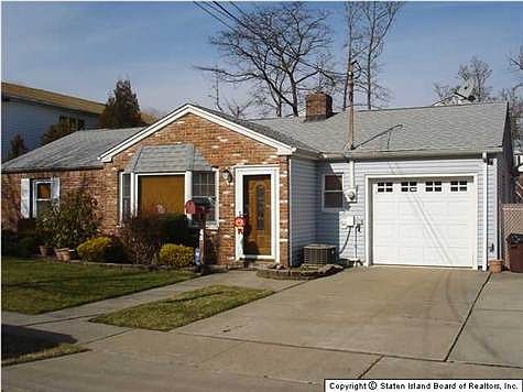 1st image of 45 Albourne Ave E